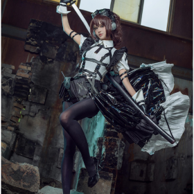 战斗女仆团梅花向你报