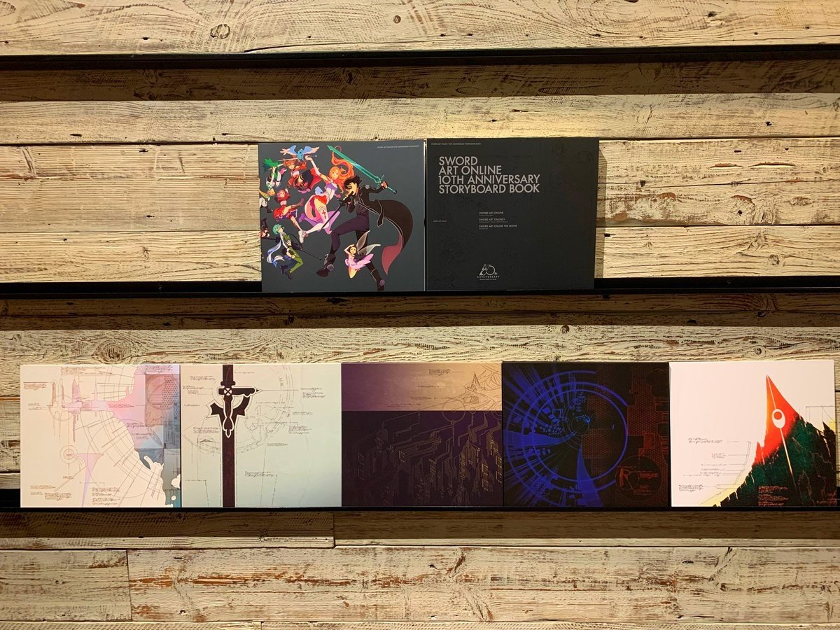 【虽然《刀剑神域》没有发售,但是官方发布了纪念礼盒】2022年10月31日是《刀剑神域》设定上的发售日,虽然现实世界并没